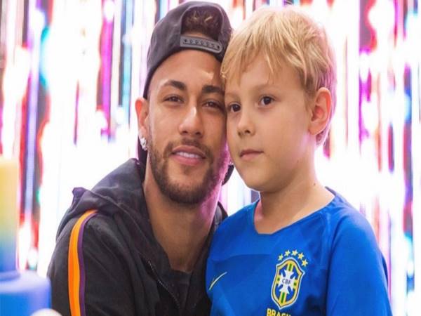 Con trai Neymar là ai? Sự ít ít ai biết về cậu nhóc này