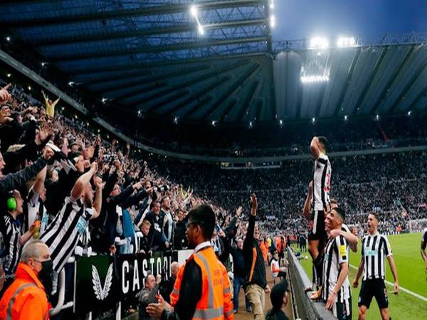 Tin bóng đá sáng 19/5: Newcastle tạo khoảng cách an toàn trong top 4