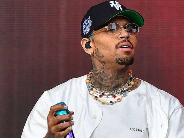 Chiêm bao thấy ca sĩ nổi tiếng chết